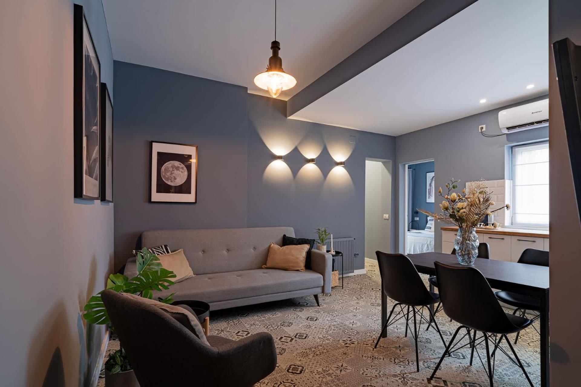 Chic Black & White 2Br Retreat On Dambovitei Бухарест Экстерьер фото